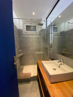 Appartement à 50m de Paris